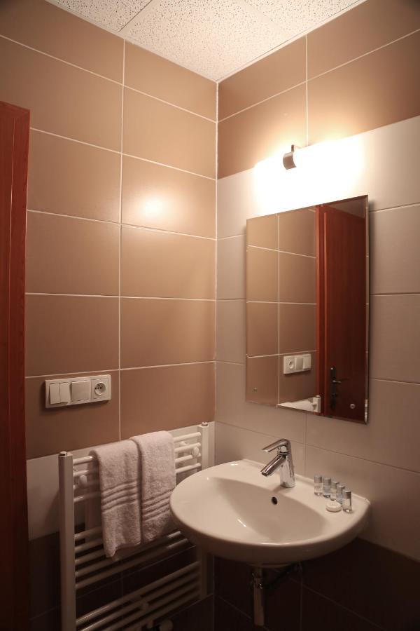 Sporthotel Hostivice Exterior foto